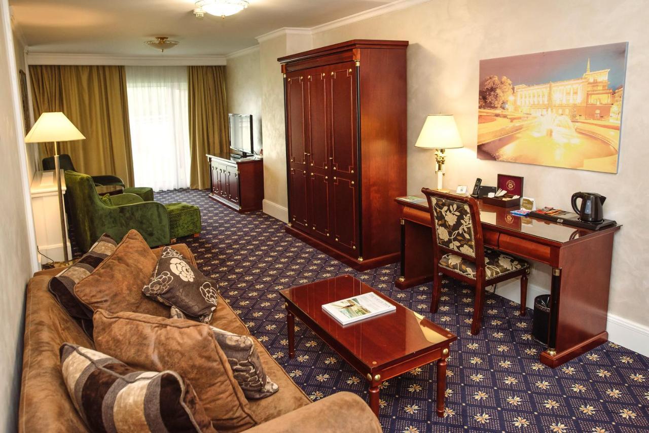 A - Izvor Hotell 5*